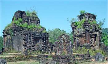 Hoian - My Son - Transfer to Hue (B/-/-)