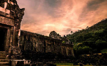 Bolaven â€“ Wat Phou temple â€“ Khon Phapheng â€“ 4000 islands (B/-/-)