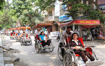 Hanoi arrival - walking tour (D)