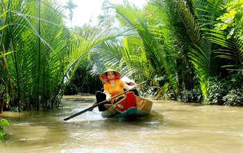 Saigon - Ben Tre - Saigon (B/L/-)